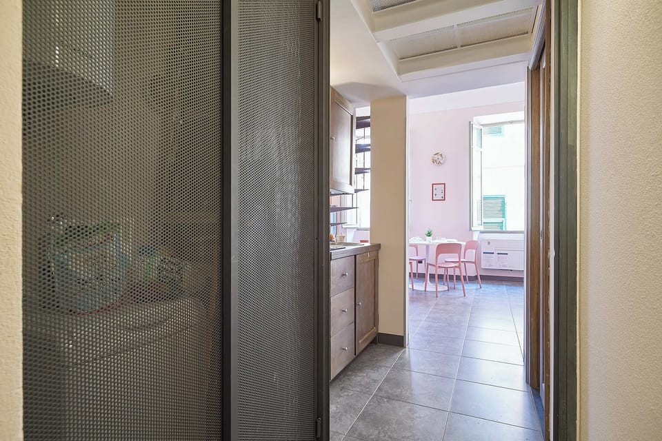 Apartment (1 Bedroom) | Dining room
