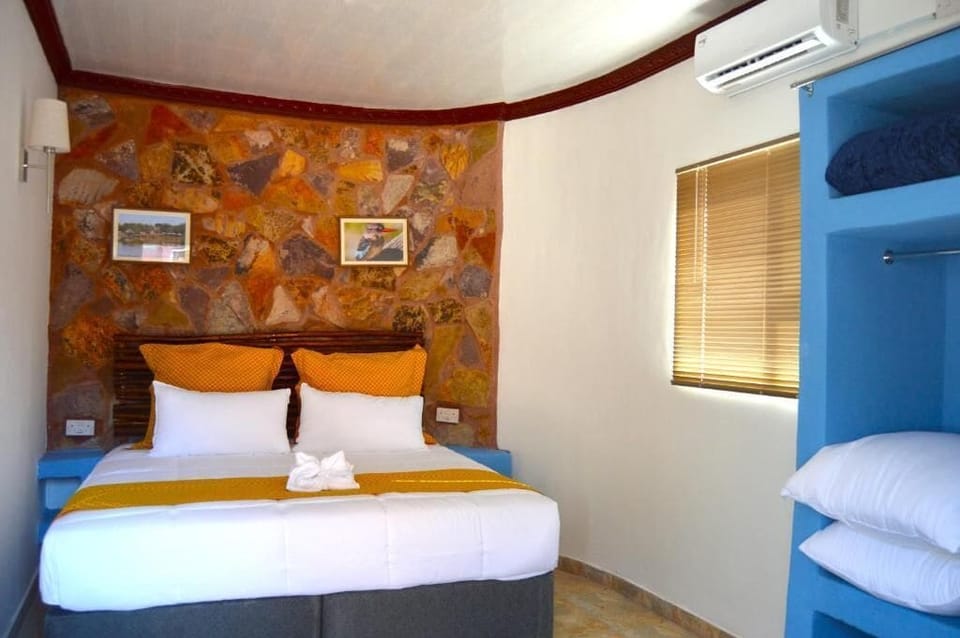 Double Room, Mobility Accessible | Desk, laptop workspace, WiFi (free)