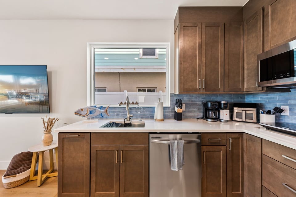 Home-Style Comfort with a Fully Equipped Kitchen