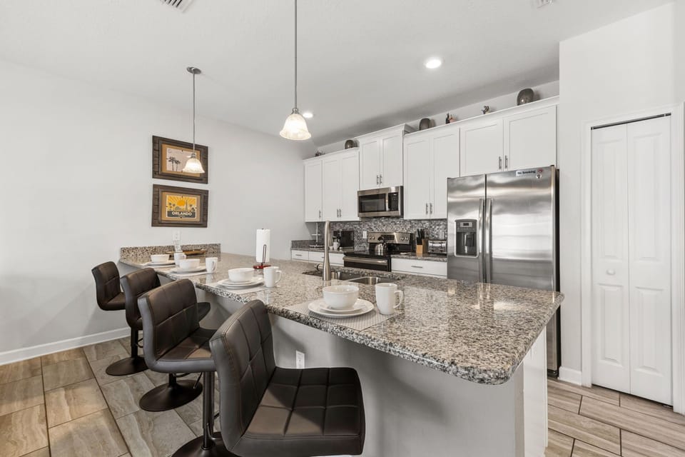 Casual Comfort at the Kitchen Island