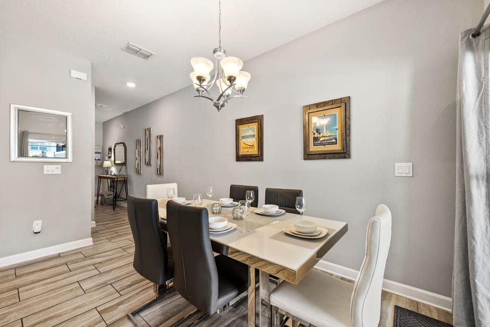 Gather Around & Enjoy Easy Vacation Dining