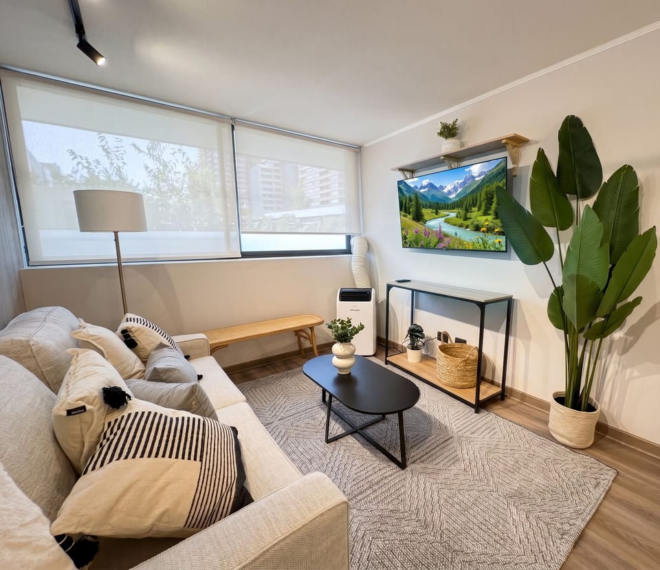 Standard Apartment, 2 Bedrooms, Air conditioning | Living area