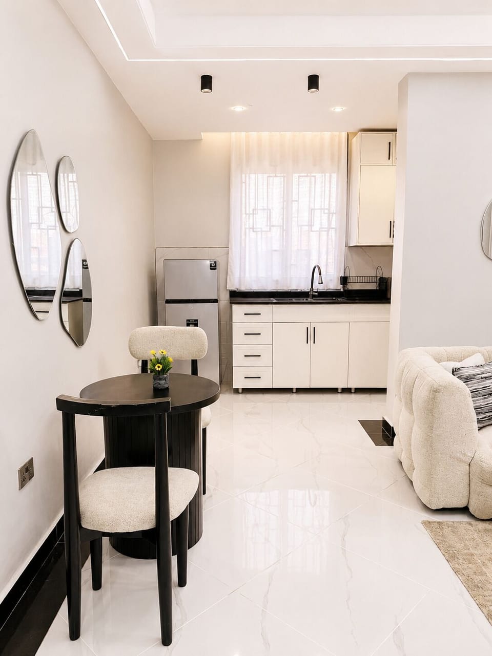 Classic Apartment, Hill View | Interior