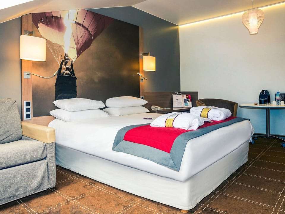 Privilege, Room, 1 Double Bed with Sofa bed | Premium bedding, minibar, in-room safe, desk