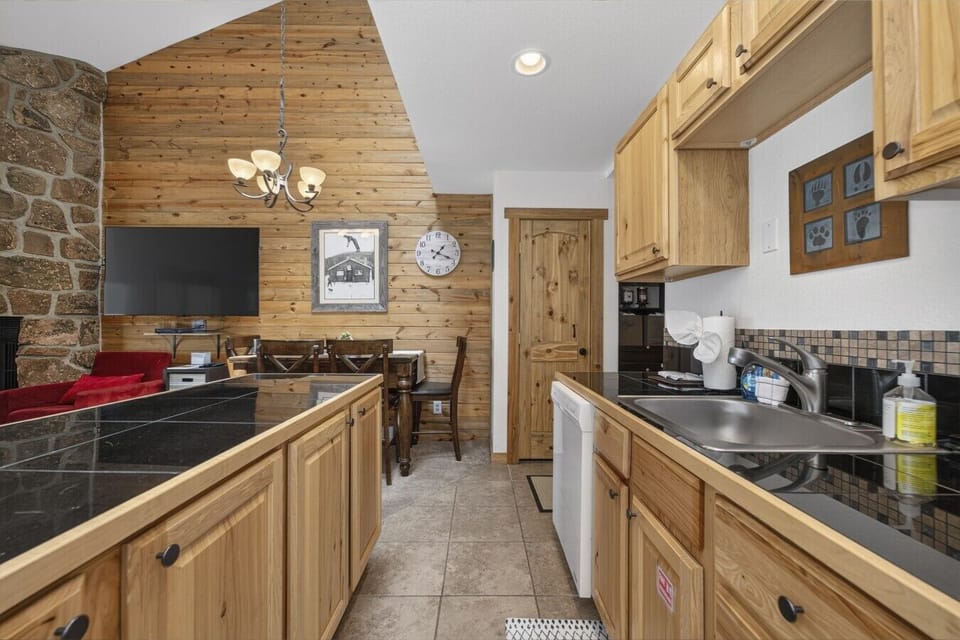 659 Silvercreek pic 7