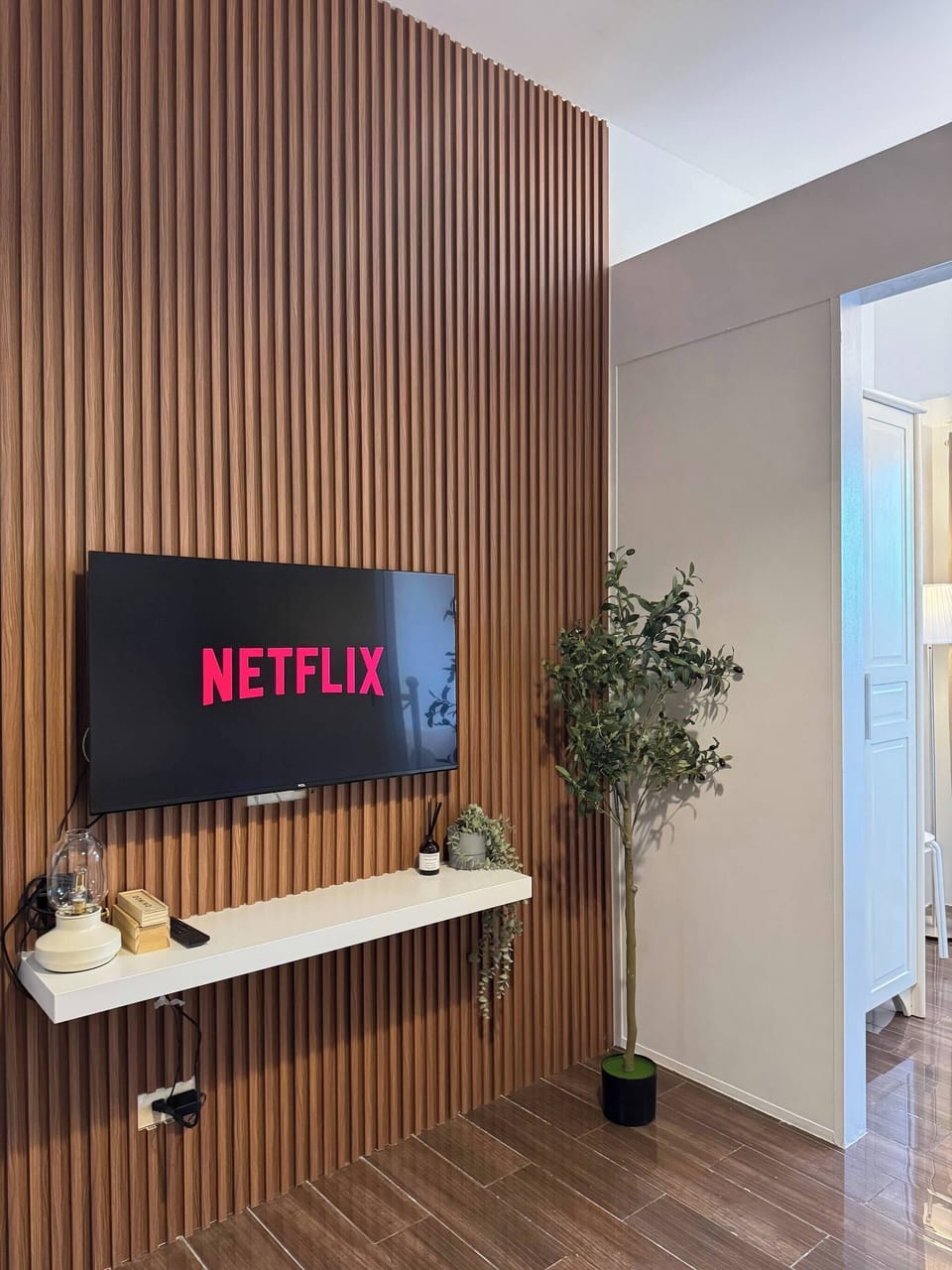 Condo, 1 Bedroom, Accessible, Balcony | Interior