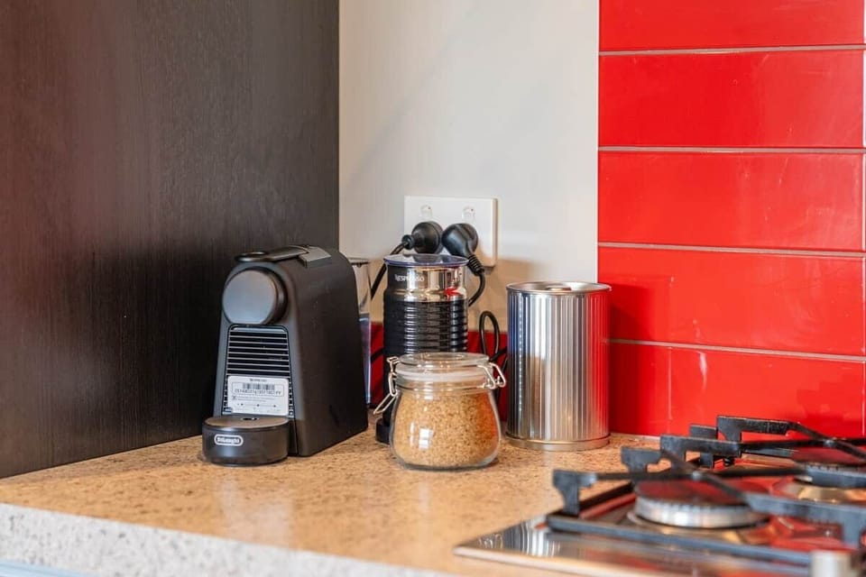 Coffee machine & selection of teas