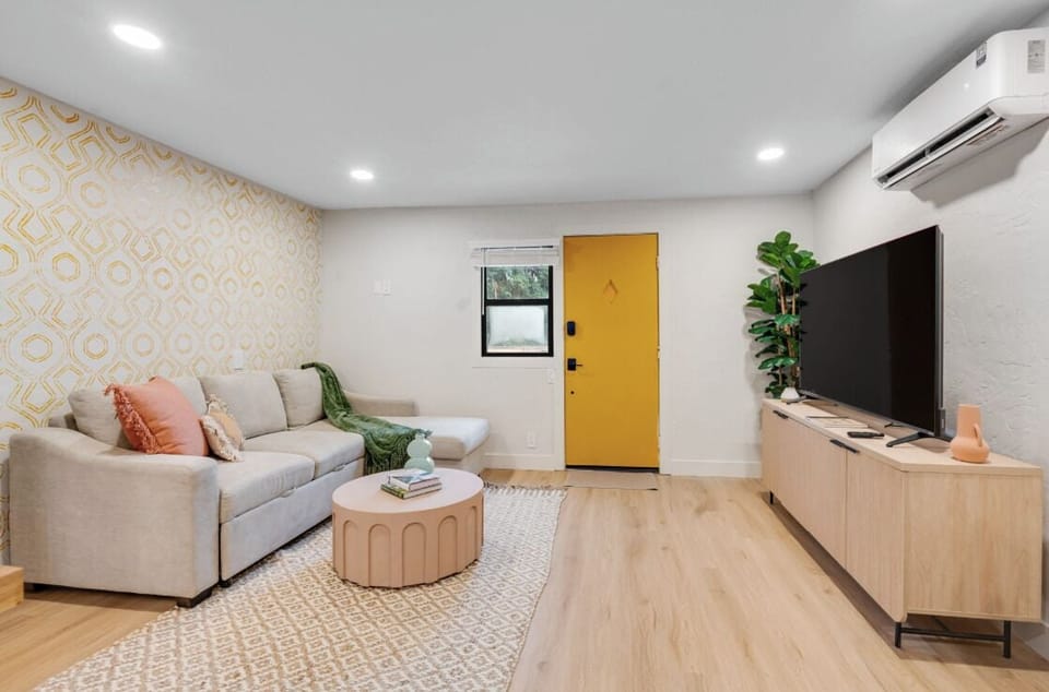 Apartment | Living area