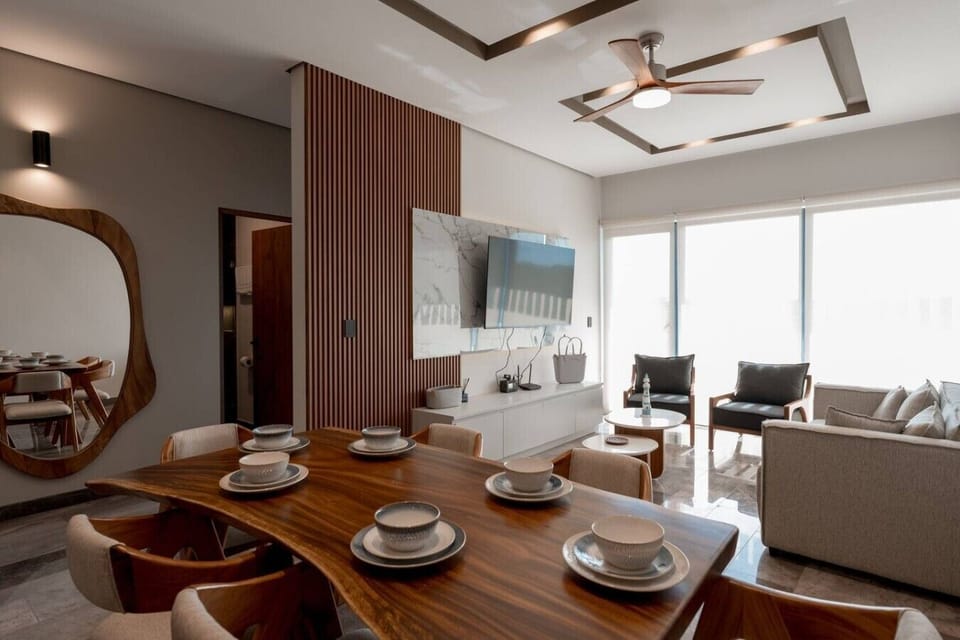 Stylish dining and living areaEnjoy a modern open-concept space perfect for relaxing, dining, and spending quality time together.