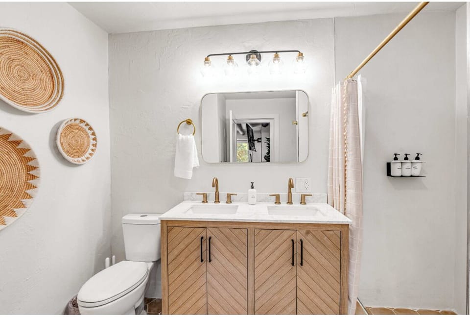 Apartment | Bathroom