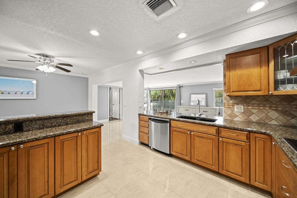 Fully stocked kitchen with
utensils and cookware