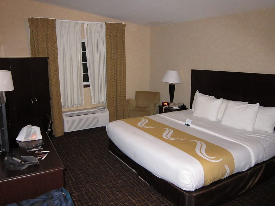 Double Room, 1 Queen Bed, Non Smoking | WiFi (free)