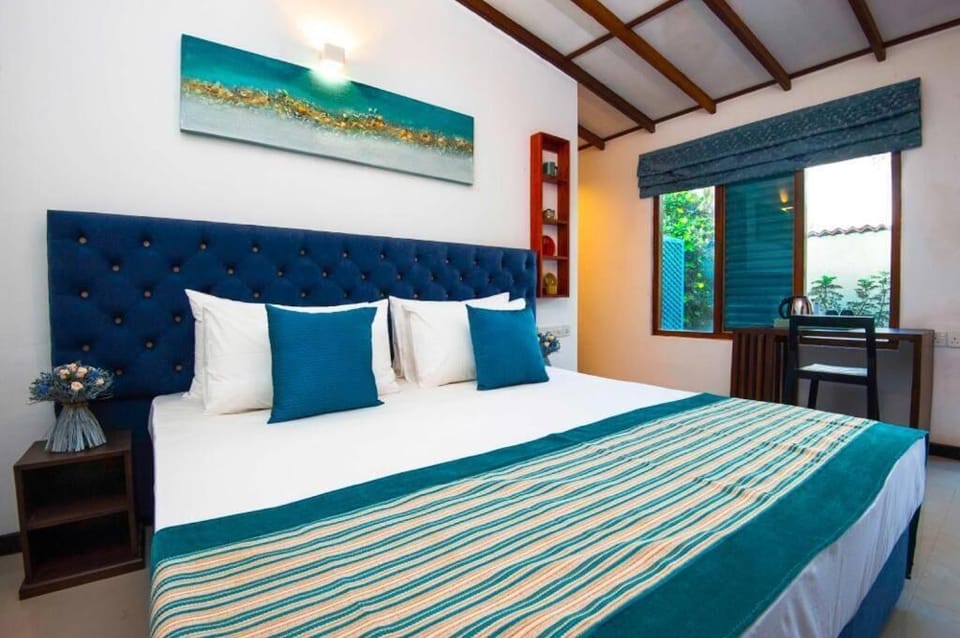 Superior Double Room, Balcony, Sea View | WiFi (free)