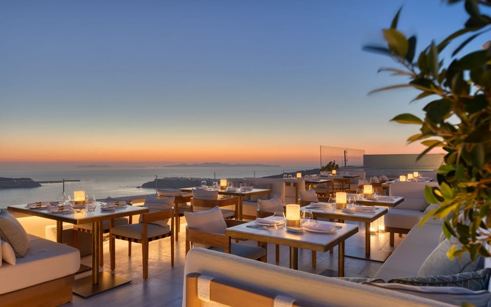 Loft, 1 Queen Bed | Outdoor dining