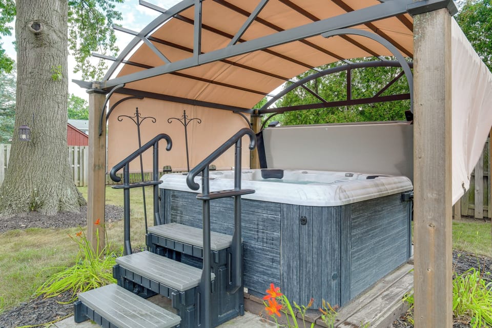 Private Hot Tub
