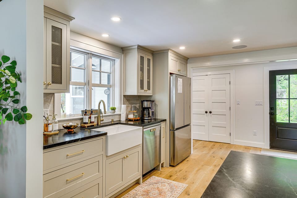 Kitchen | 1st Floor