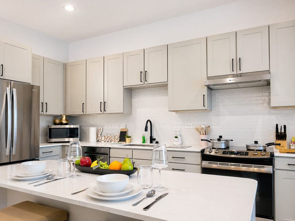 Apartment | Private kitchen | Coffee/tea maker, electric kettle