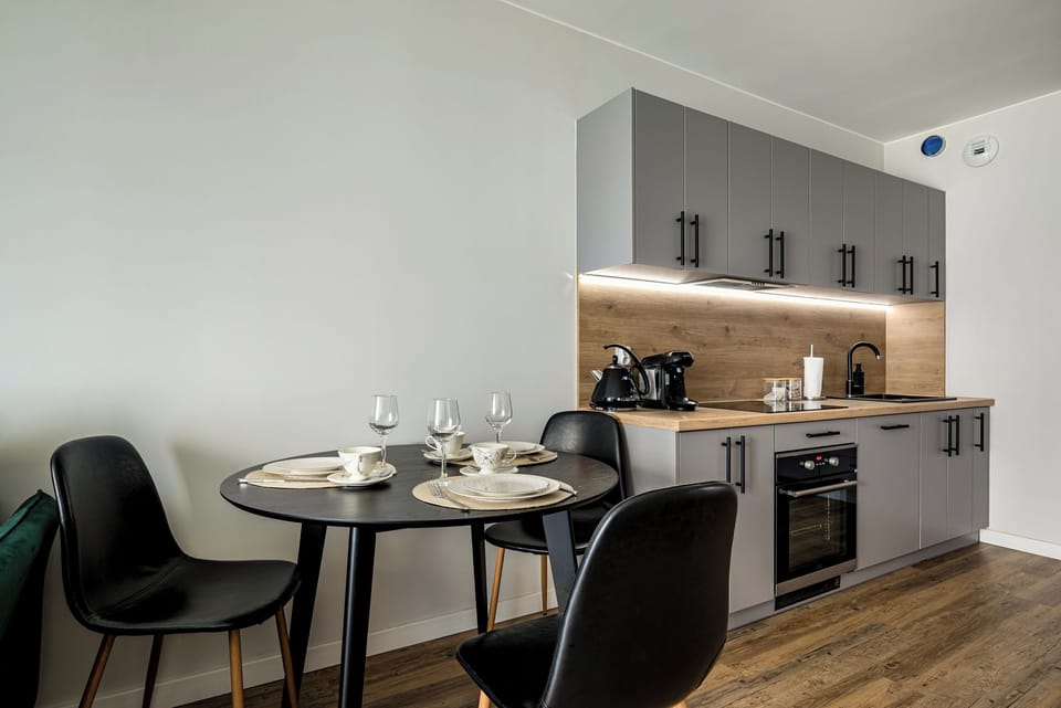 Apartment | Private kitchenette | Coffee/tea maker, electric kettle