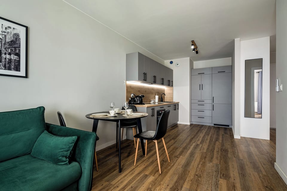 Apartment | Private kitchenette | Coffee/tea maker, electric kettle