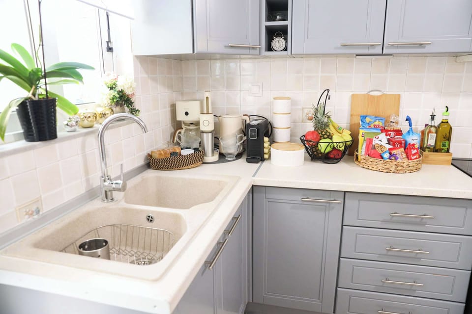 Fully-equipped kitchen