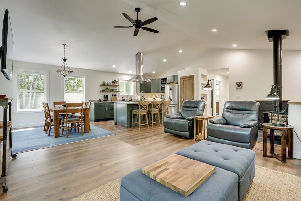 House (3 Bedrooms) | Interior
