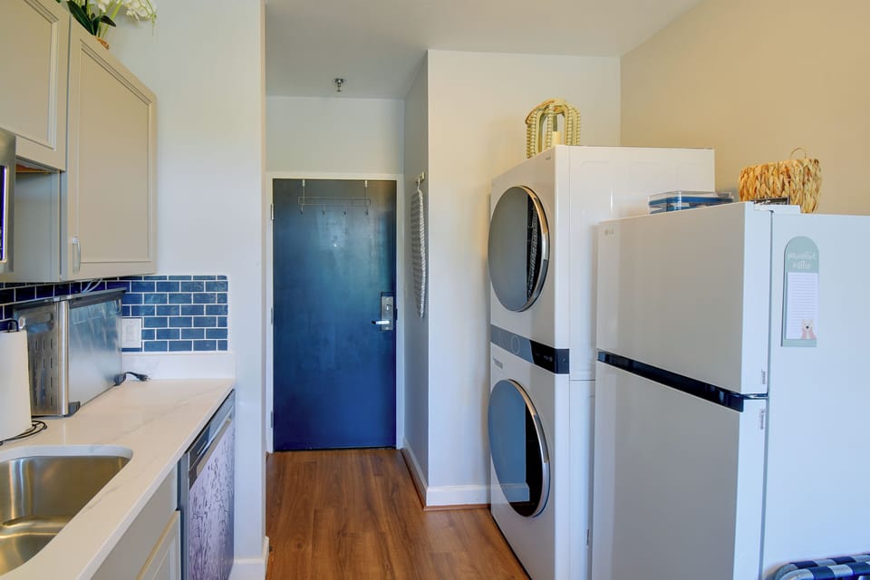 Apartment (0 Bedroom) | Interior