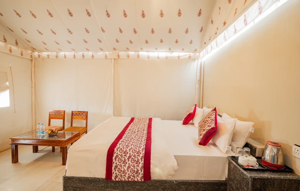 Luxury Room, Patio, Desert View | Desk, laptop workspace, WiFi (free)
