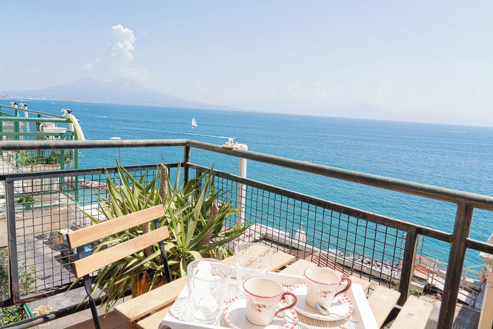 Apartment (2 Bedrooms) | Balcony