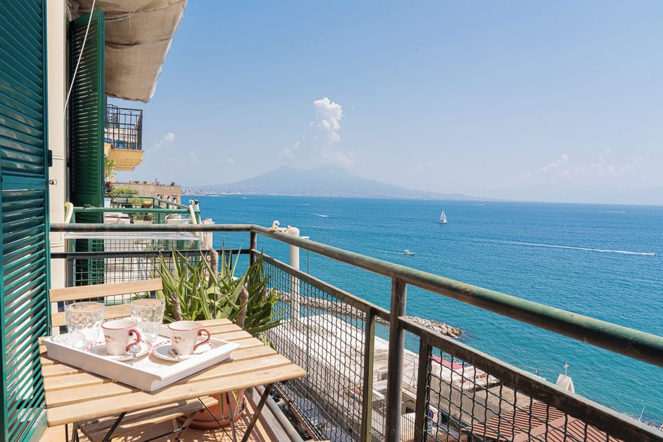 Apartment (2 Bedrooms) | Balcony