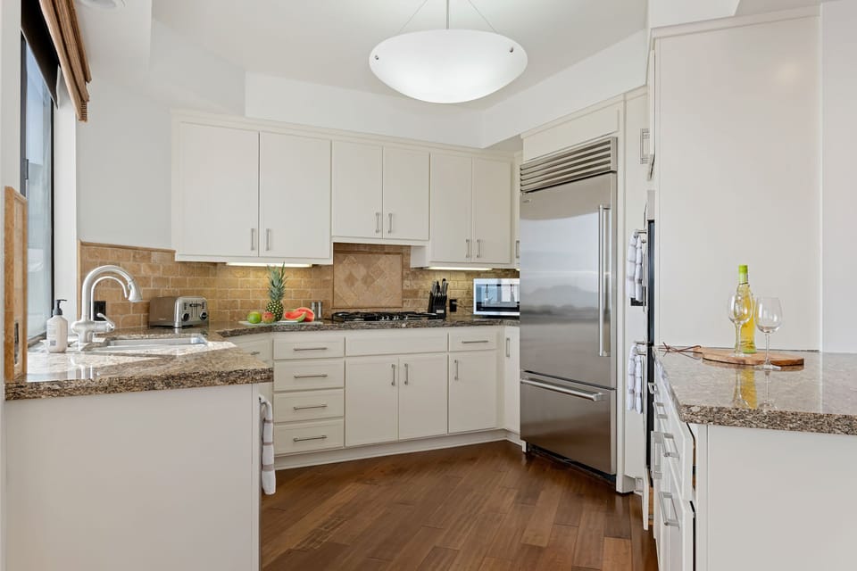 Fully-Equipped Kitchen