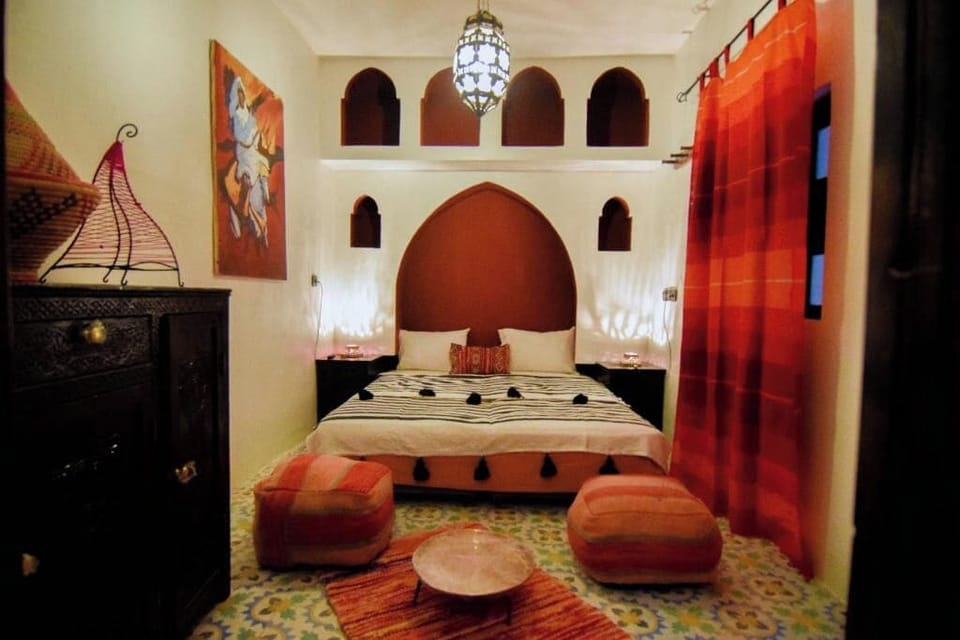 In-room safe, WiFi (free)