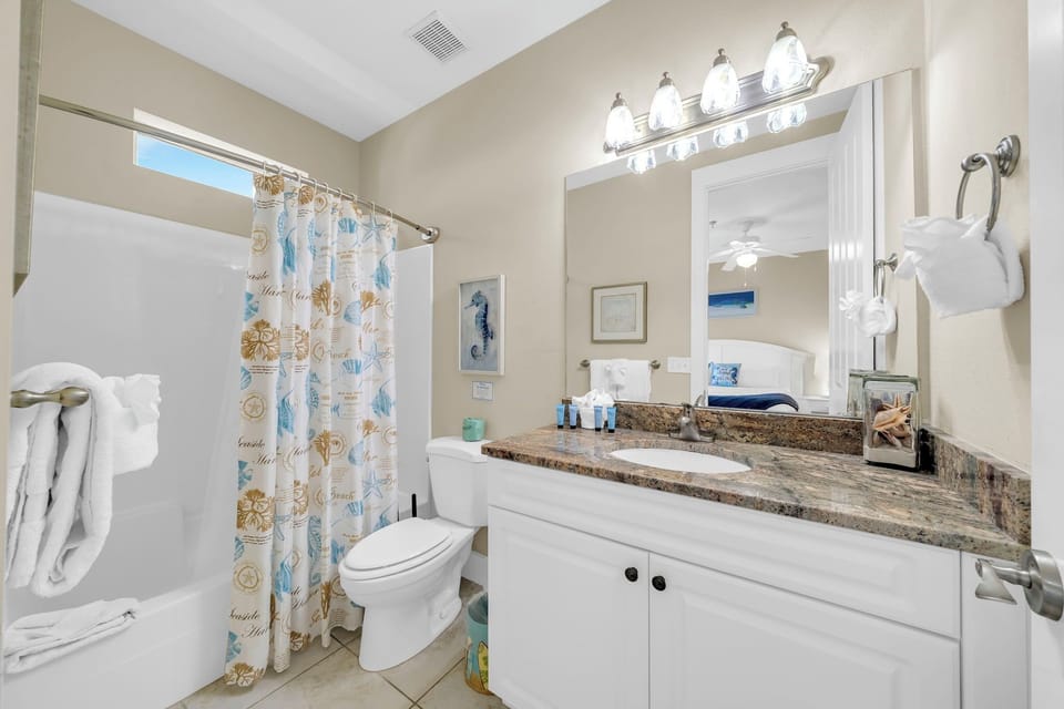 Bathroom for King Bedroom