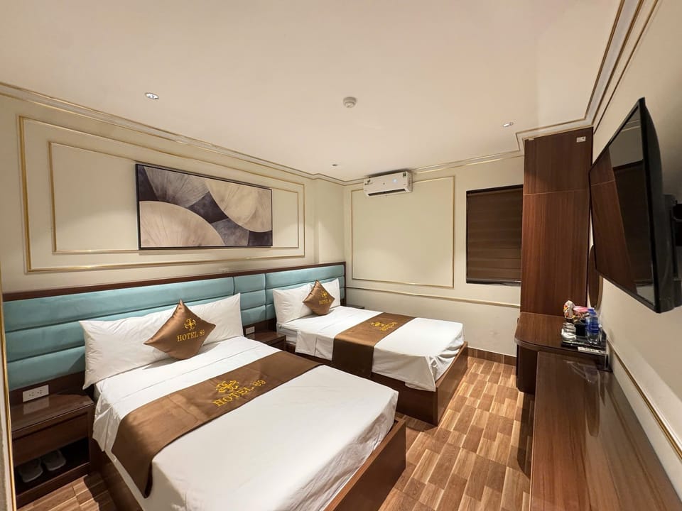 Superior Double or Twin Room | Desk, blackout drapes, soundproofing, iron/ironing board