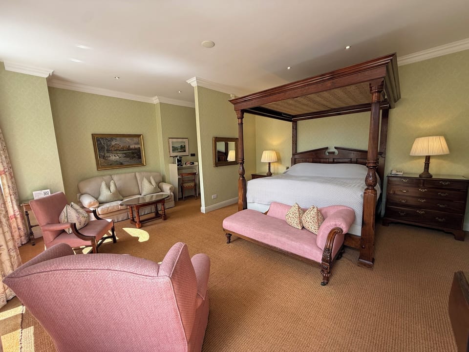 Luxury Double Room, Patio, Garden View | Desk, laptop workspace, WiFi (free)