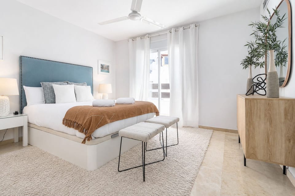 Lvb92 - Beautiful 4-bed Townhouse in Guadalvilla House in Marbella