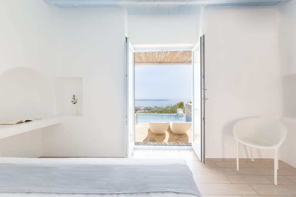 Superior Suite with Sea View & Private Pool | Premium bedding, minibar, in-room safe, desk