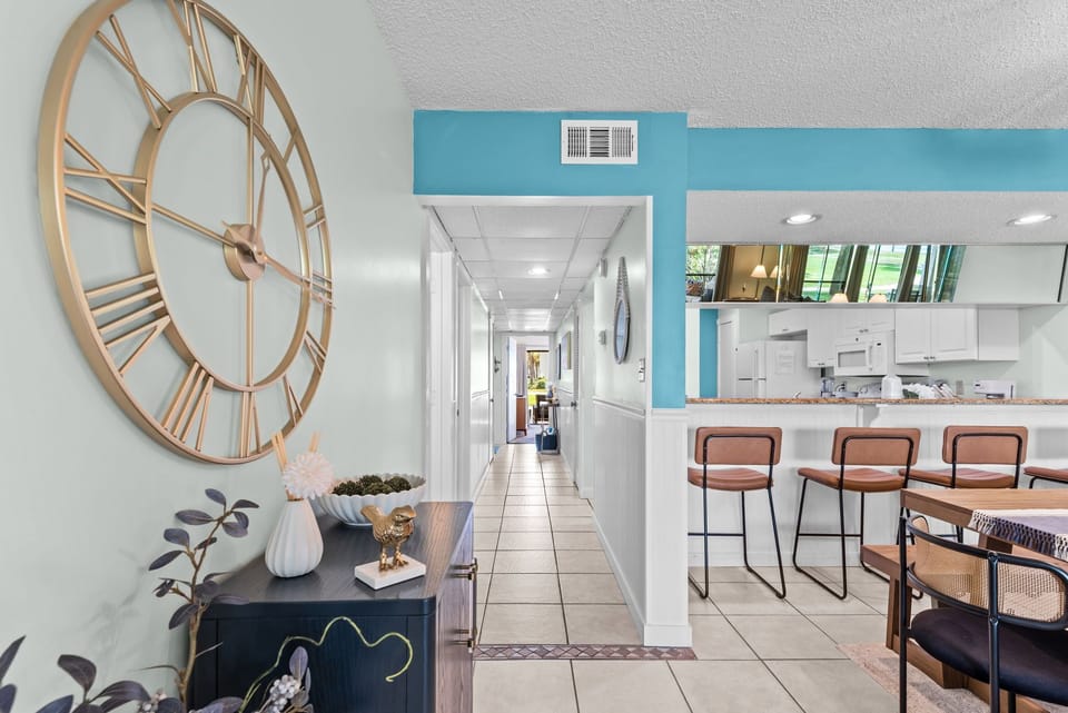 Condo, Multiple Beds, Garden View (Edgewater Golf Villa 2801) | Dining