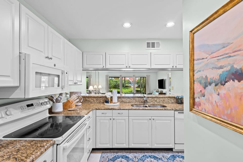 Condo, Multiple Beds, Garden View (Edgewater Golf Villa 2801) | Private kitchen