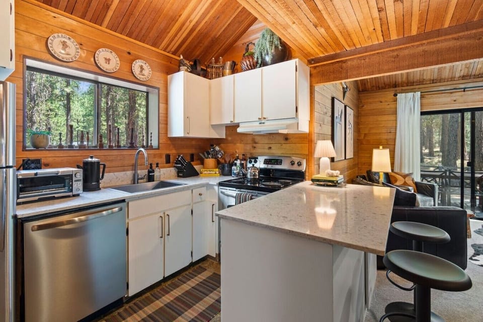 Bright kitchen with generous prep space for family breakfasts and dinners.