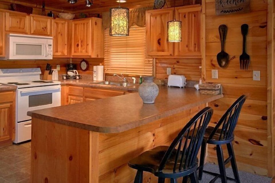 Luxurious 2 bedroom Cabin in Sherwood Forest