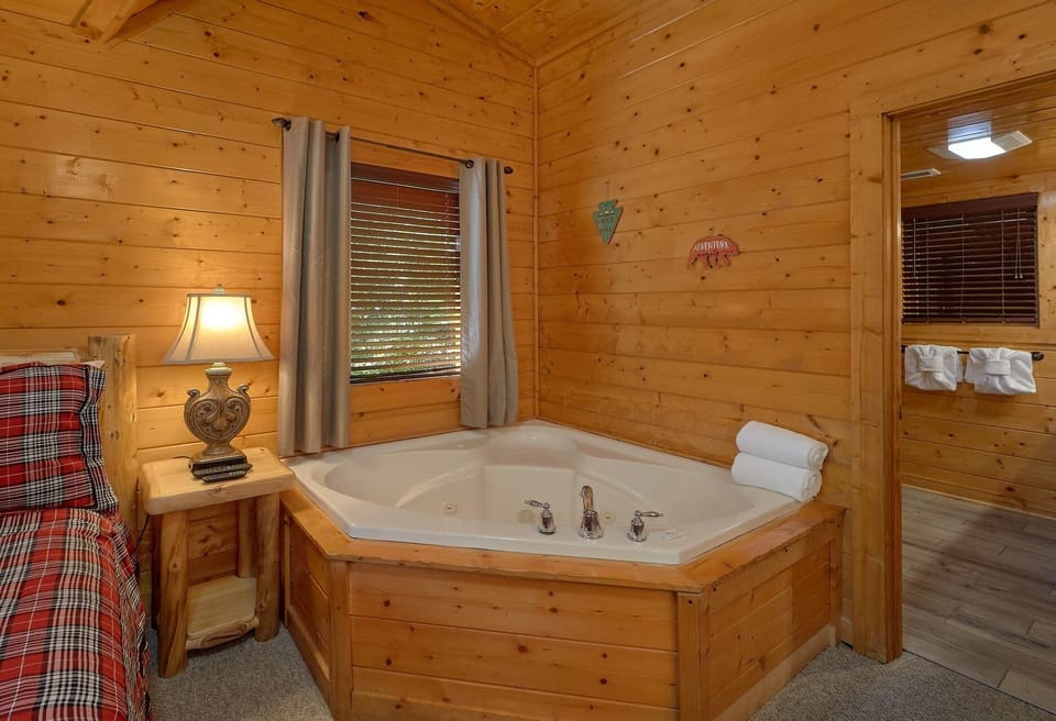 Master Bedroom with King Bed and Jacuzzi