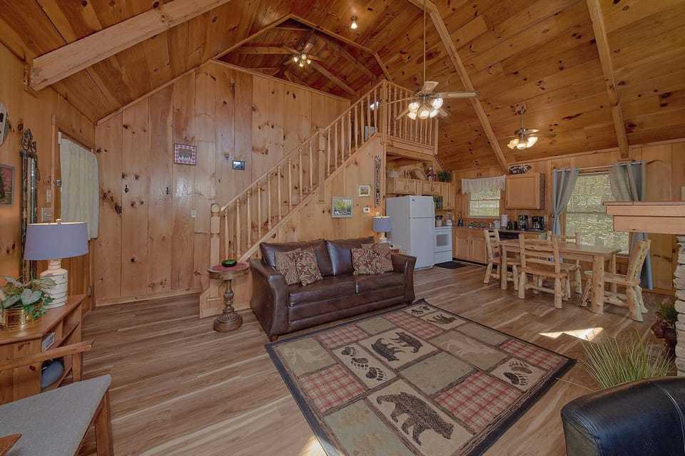 1 Bedroom Cabin with a Living Room Fireplace