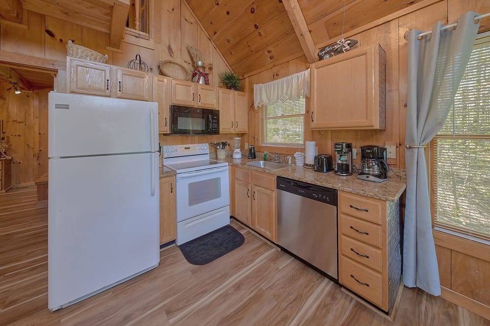 1 Bedroom Cabin with a Fully Equipped Kitchen