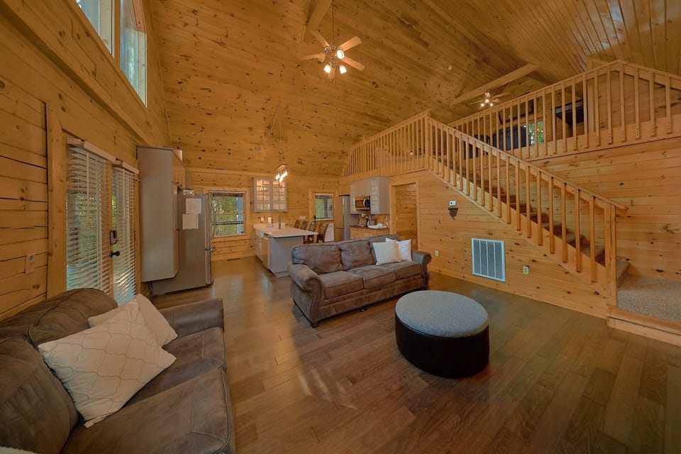 Douglas Lake Cabin 2 Bedroom 2 Bath Sleeps 8