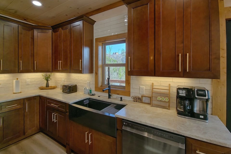 Spacious kitchen in 4 bedroom Gatlinburg cabin