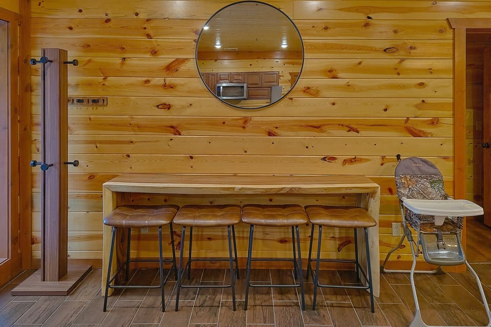 Dining Room with Seating for 20 guests