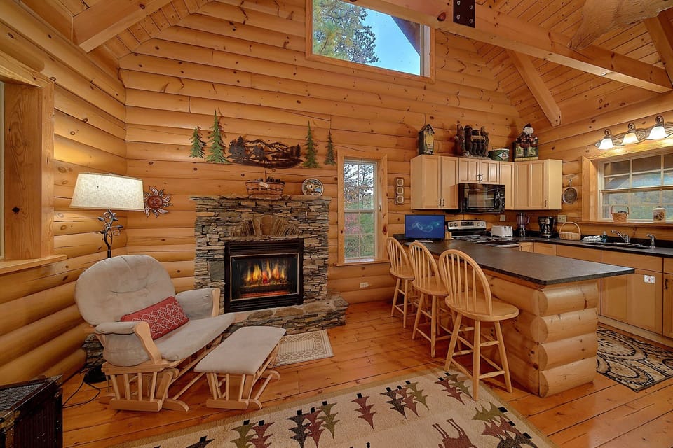 Spacious Living and Fully Equipped Kitchen