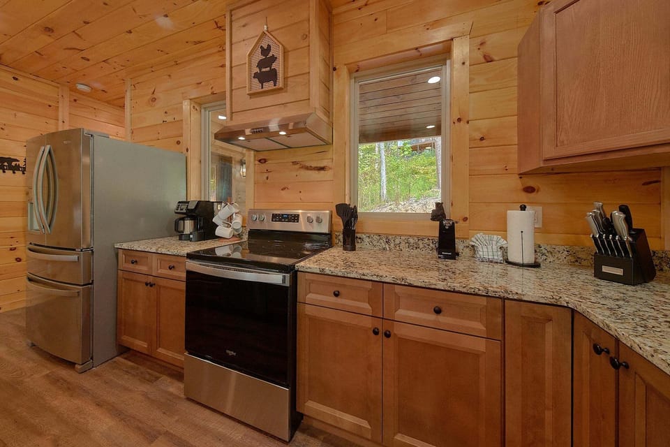 3 Bedroom Cabin with Fully Equipped Kitchen