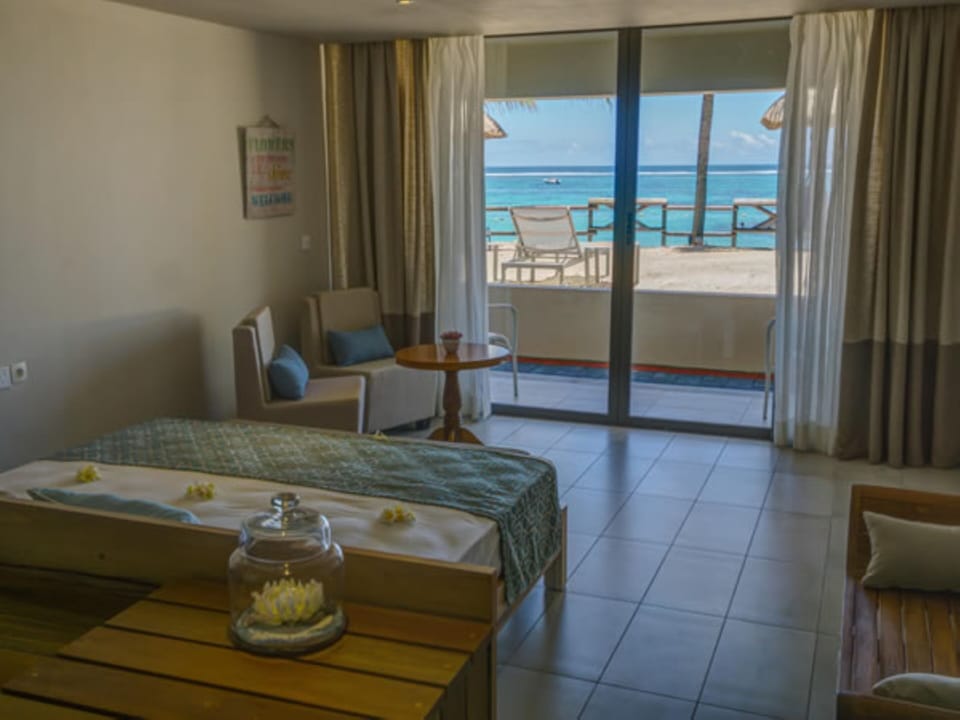 Deluxe Beachfront Room | View from room