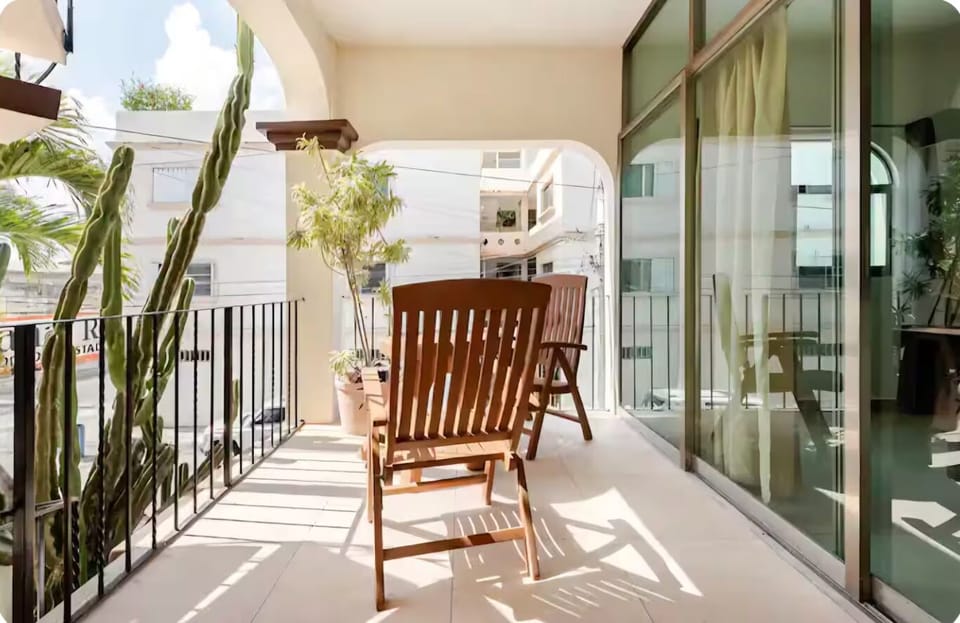 Balcony. 